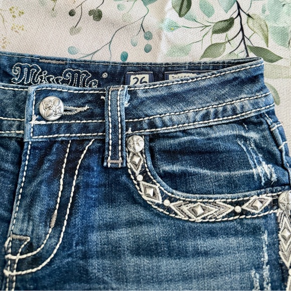 Miss Me Shorts Size 26 Womens Western Rhinestone Studded Embroidered Pockets - Picture 4 of 6